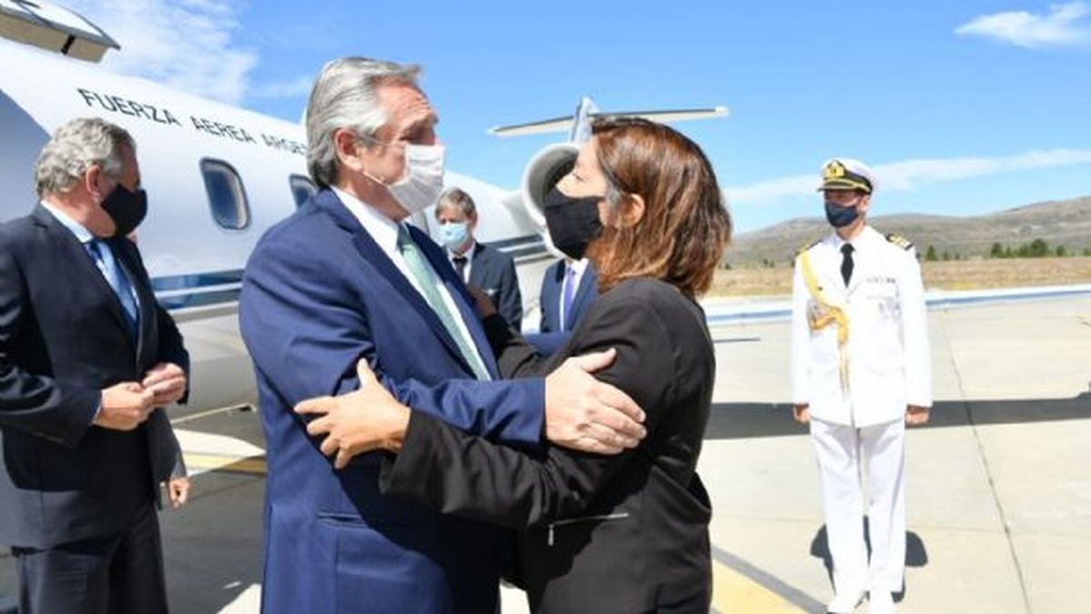 Alberto Fernández llamó a Arabela Carreras para dialogar sobre el conflicto mapuche en Río Negro.