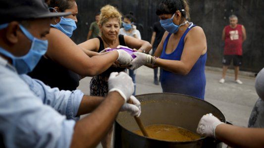 Gerardo Martínez: Un trabajador de la construcción tiene que hacer fila para que le den comida, es denigrante