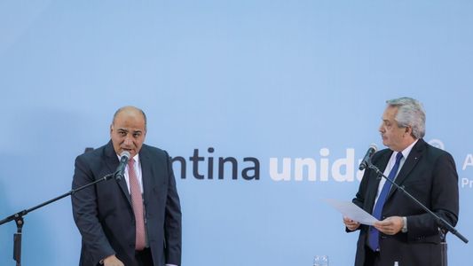 Juan Manzur y Alberto Fernández diseñan anuncios económicos para los próximos días: ¿cuál es el plan para cambiar los programas sociales por trabajo?