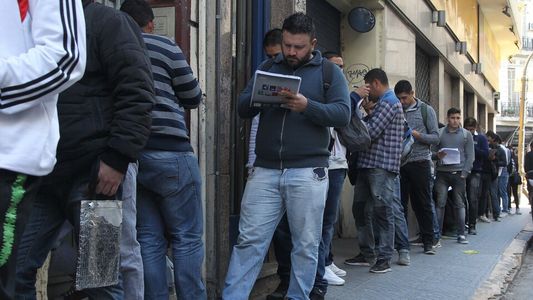 Se duplicó la cantidad de personas que cobran el seguro de desempleo: quiénes pueden acceder