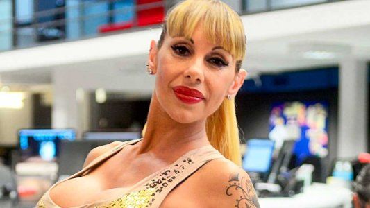 ¡Se la banca! Mónica Farro despidió el año con una foto con zoom sobre su cola