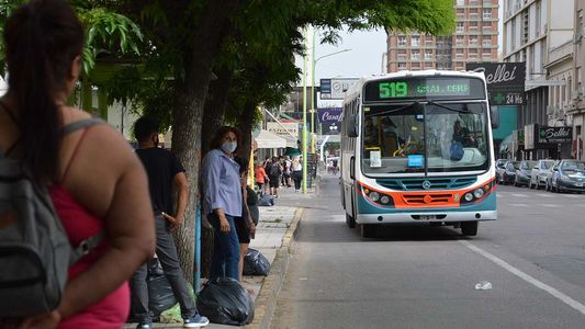 Paro de colectivos: hay principio de acuerdo y se levantaría la medida para el resto de la semana