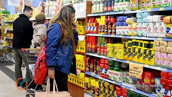 Qué pasó con el consumo en supermercados y autoservicios en febrero