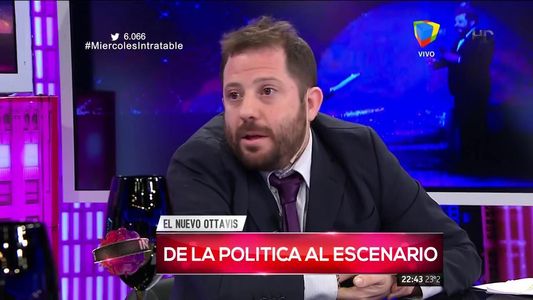 José Ottavis: Me encantan las plumas y los tacos