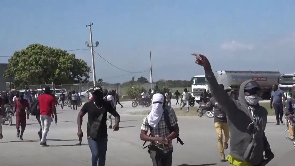 Las pandillas dominan las calles de Puerto Pr&iacute;ncipe en Hait&iacute; (Foto: gentileza VOANews).