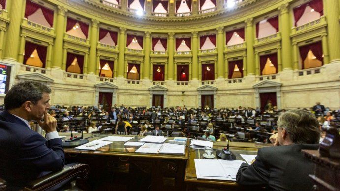Con acuerdo entre oficialismo y oposición, Diputados trata el proyecto de sostenibilidad de la deuda externa