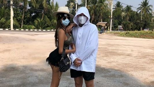 Las desopilantes postales de los hermanos Caniggia en Tailandia