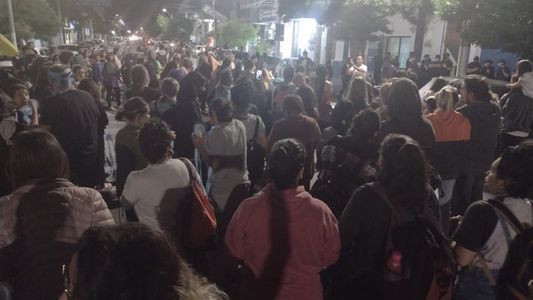 Chubut aprobó la Ley de Megaminería y manifestantes se enfrentaron con la policía