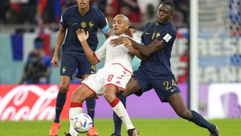 Francia, ya clasificada, cayó 1-0 ante Túnez con la intervención del VAR