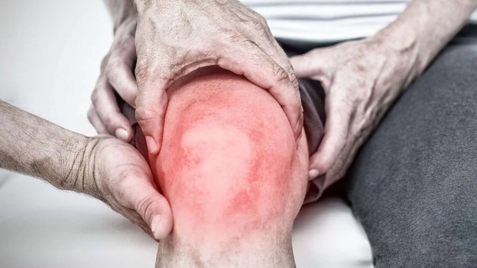 Adiós al dolor articular: rica hierba en potasio y colágeno que reduce las molestias de la artrosis