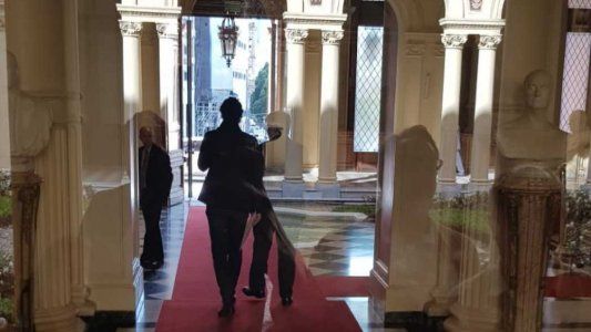 Peña sobre la presencia de Lousteau en la Rosada: Es parte de una relación de trabajo e intercambio de ideas