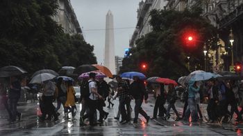 Vuelven las tormentas al AMBA: a qué hora llegan y cómo seguirá el tiempo