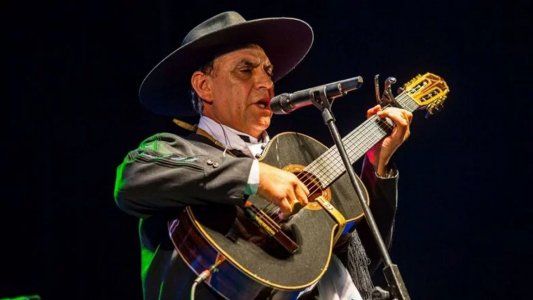 Video: Acusaron al Chaqueño Palavecino de maltratar a un músico en pleno recital