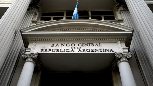 Plazo fijo: a cuánto subió la tasa el Banco Central tras la devaluación del dólar oficial