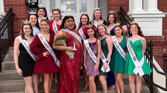 Histórico: una joven transgénero es la primera ganadora de un concurso de Miss America