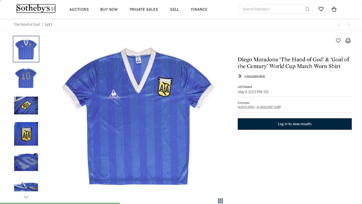 Polémica. ¿Qué camiseta se remató en 2022? (Foto: Sotheby's)