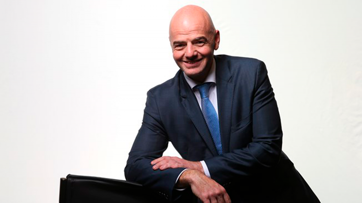 Reunión cumbre de la FIFA para determinar si se utiliza el VAR en Rusia