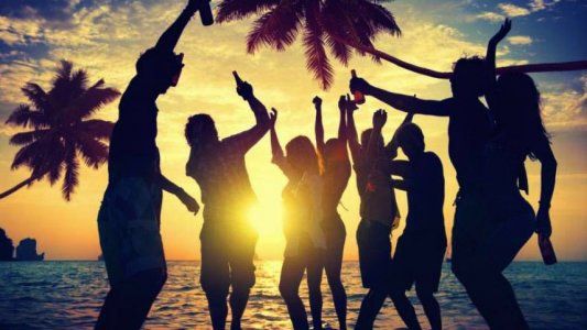 Verano y las enfermedades de transmisión sexual: ¿Cómo cuidarnos?