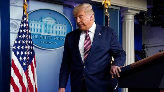 Mientras Trump continúa resistiéndose a aceptar su derrota, el expresidente Bush felicitó a Biden