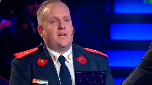 El bombero que emocionó a todos: Tener este uniforme es llevarlo con honor y con orgullo