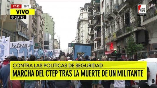 La CTEP marchó en el centro porteño por el militante asesinado en Ciudad Evita