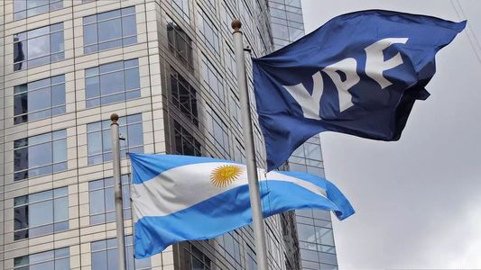 Argentina pidió suspender el fallo de EE.UU. que obliga a entregar acciones de YPF y anticipó una apelación