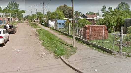 Atacó a puñaladas a su vecina, pensó que estaba muerta y quiso descartar el cuerpo, pero ella sobrevivió