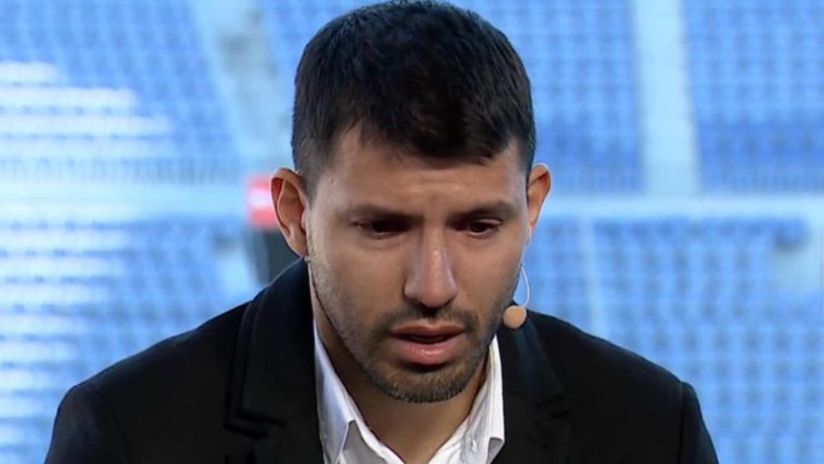 La angustia del Kun Agüero tras oficializar su retiro.