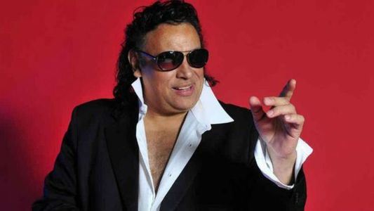 Los grandes éxitos del Mounstruo Sebastián, un referente de la movida tropical