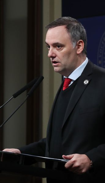 El Gobierno eliminará el asueto por el Día del Empleado Público del 27 de junio