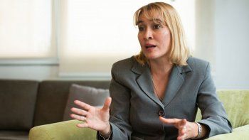 Una diputada radical propone aumentar durante dos años los aportes salariales de los tres poderes del Estado y redestinar esos recursos