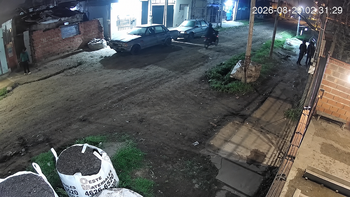Brutal crimen en La Matanza: mataron a tiros a un hombre frente a un kiosco y el ataque quedó grabado Brutal crimen en La Matanza: mataron a tiros a un hombre frente a un kiosco y el ataque quedó grabado