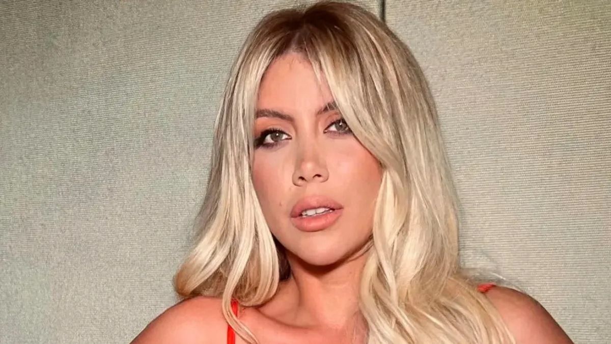El impactante look de Wanda Nara en México en su segunda temporada conduciendo Love Is Blind