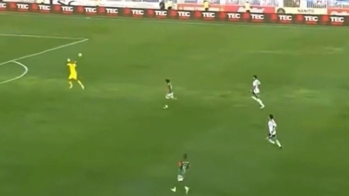 El gol de arco a arco de Leandro Requena en Cobresal - Colo Colo. (Foto: Captura video)&nbsp;