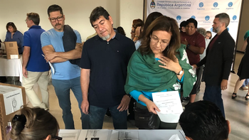 Elecciones 2023: ¿cuántos argentinos votarán en el exterior este domingo? (Cancillería)