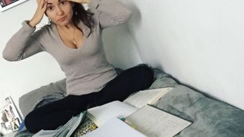 Una maestra desaprobó alumnos que usaron lenguaje inclusivo y para recuperar los hizo aprender lenguaje de señas