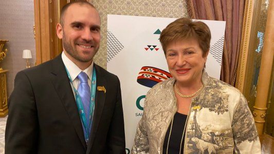 Diálogos con José Tasa: baja recaudación de impuestos, la maquinita y un posible acuerdo con bonistas