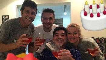 Diego Maradona cumple 57 años: Lo festejo con los de siempre