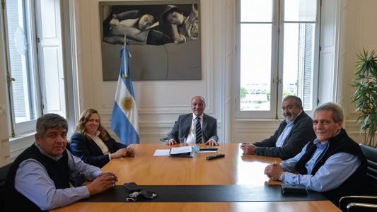 Con el objetivo de organizar la movilización de este miércoles y analizar las elecciones, Juan Manzur recibió al triunvirato de la CGT