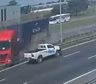 Video: así fue el brutal choque de dos camiones, un auto y una camioneta en la Ruta 9 que dejó tres muertos