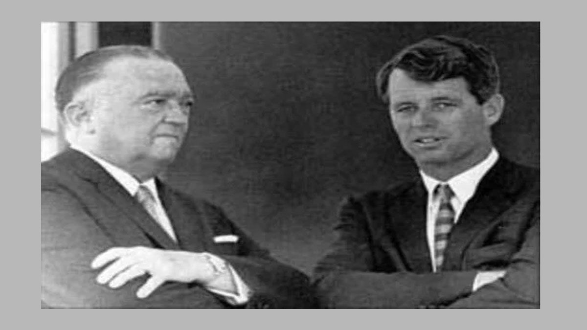Robert Kennedy prometió el compromiso de desmantelar en secreto los misiles norteamericanos en Turquía, la clave del acuerdo que evitó la guerra nuclear en 1962 (Foto: Archivo)