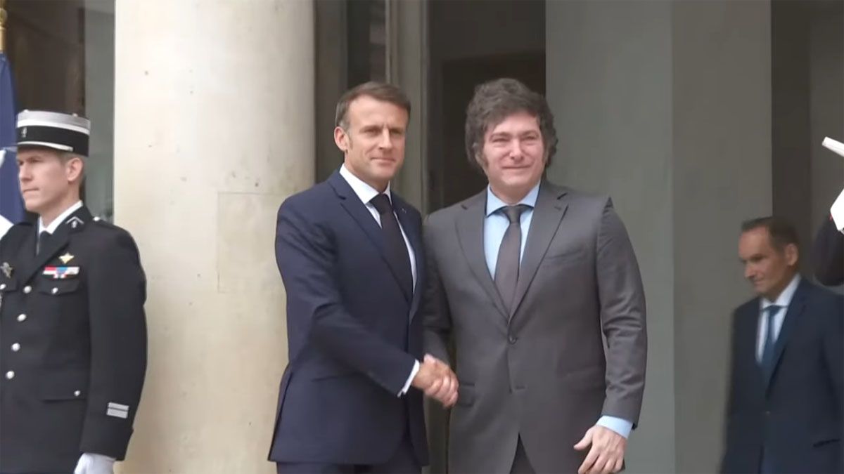 Javier Milei con Emmanuel Macron