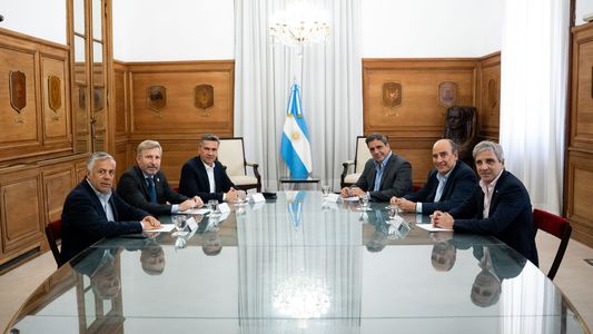 Milei le imprime un nuevo ritmo al Gobierno y Catalán debutó recibiendo gobernadores