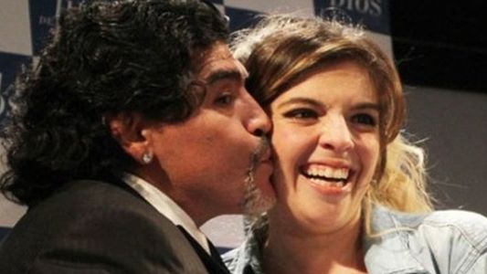 El mensaje de Dalma a Diego: No sé si te extraño más adentro de la cancha o afuera