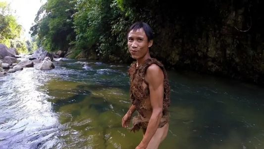 Vivió más de 40 años en la selva y desconocía la existencia de mujeres: la historia de un Tarzán de la vida real