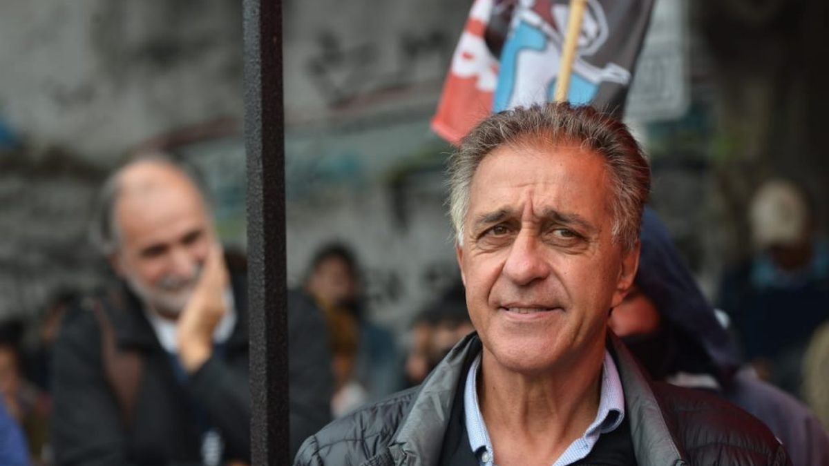 Pérez Esquivel y Pitrola presentaron un hábeas corpus para dejar sin efecto el protocolo de Bullrich Pérez Esquivel y Pitrola presentaron un hábeas corpus para dejar sin efecto el protocolo de Bullrich