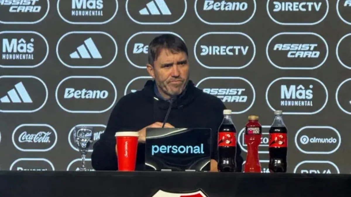 El picante cruce de Coudet con un periodista tras la victoria de River: Soy respetuoso pero no...
