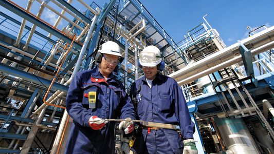 El Gobierno destinó $13.200 millones para asistir a PyMEs del sector de petróleo y gas