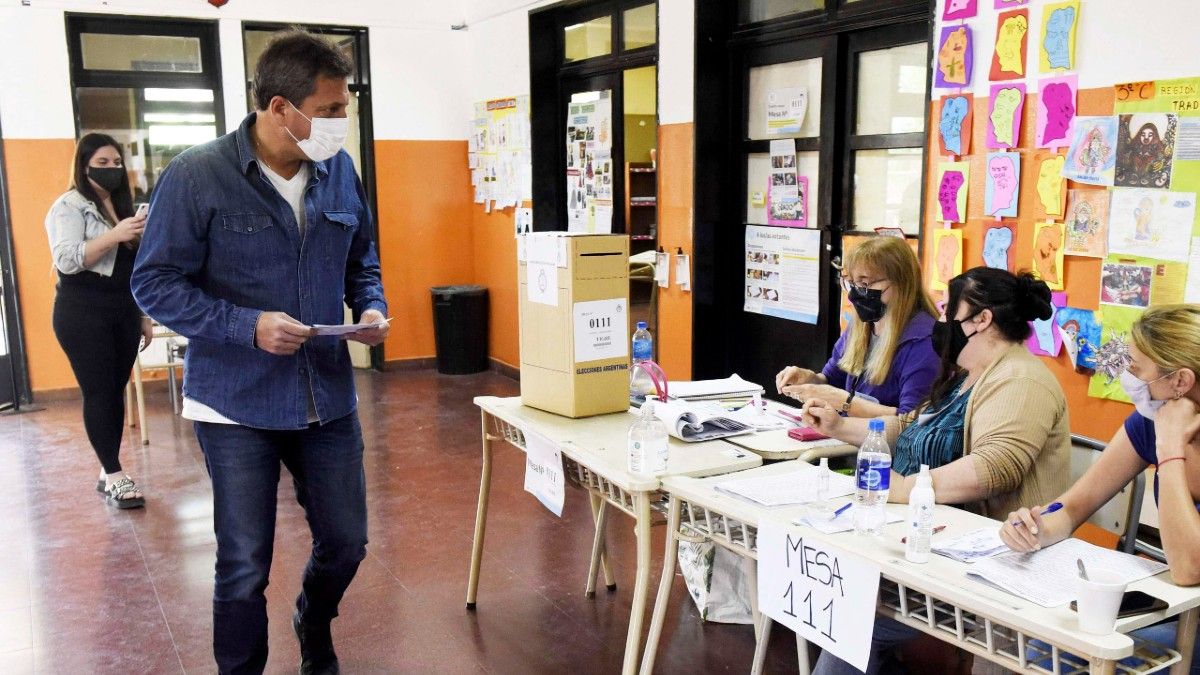 El presidente de la Cámara de Diputados Sergio Massa votó en Tigre (Foto: prensa Diputados)