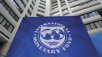 El FMI dijo que está analizando los detalles de los anuncios pero que sigue al lado de la Argentina